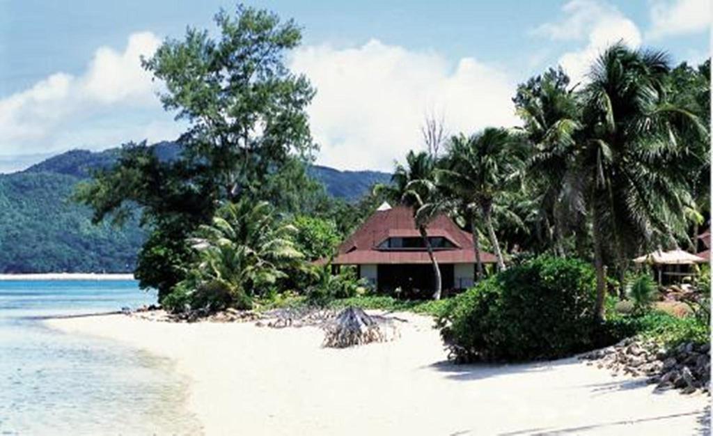 New Emerald Cove Hotel 贝圣安那 外观 照片